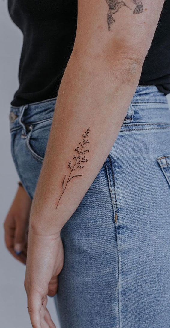 simple tattoo, flower tattoo, heart tattoo, 500 tattoo designs, tattoo designs for women, meaningful tattoos, new tattoo designs, best tattoo ideas, image of small tattoo ideas, small tattoo ideas, unique tattoo ideas