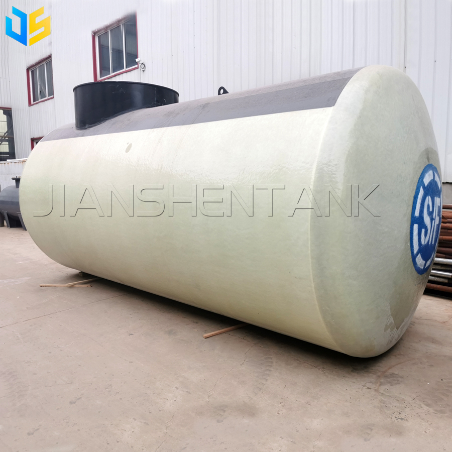 Underground double layers gasoline tank