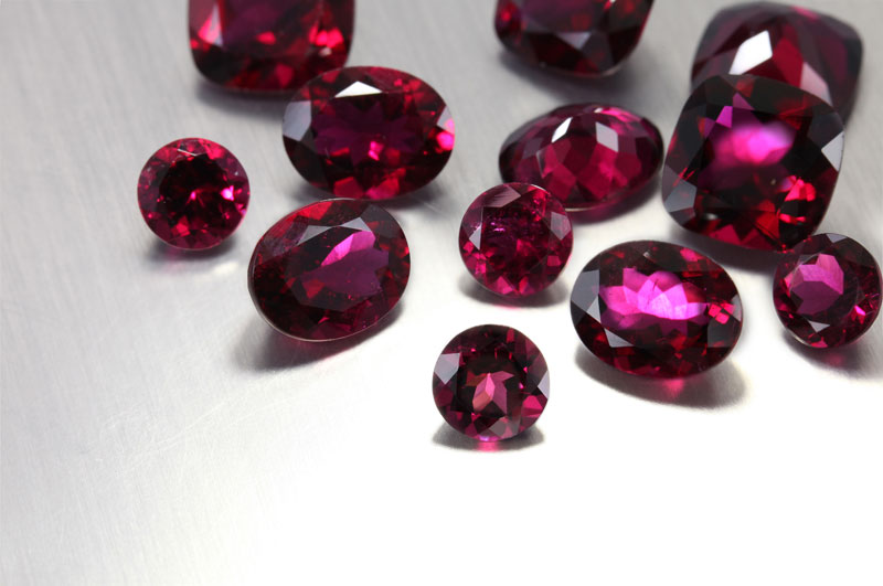 Rubellite | Una pietra preziosa nota anche con il nome di Tormalina rossa