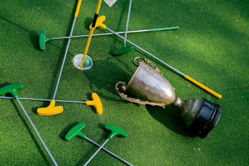 Mini golf Family fun in Florida on a budget