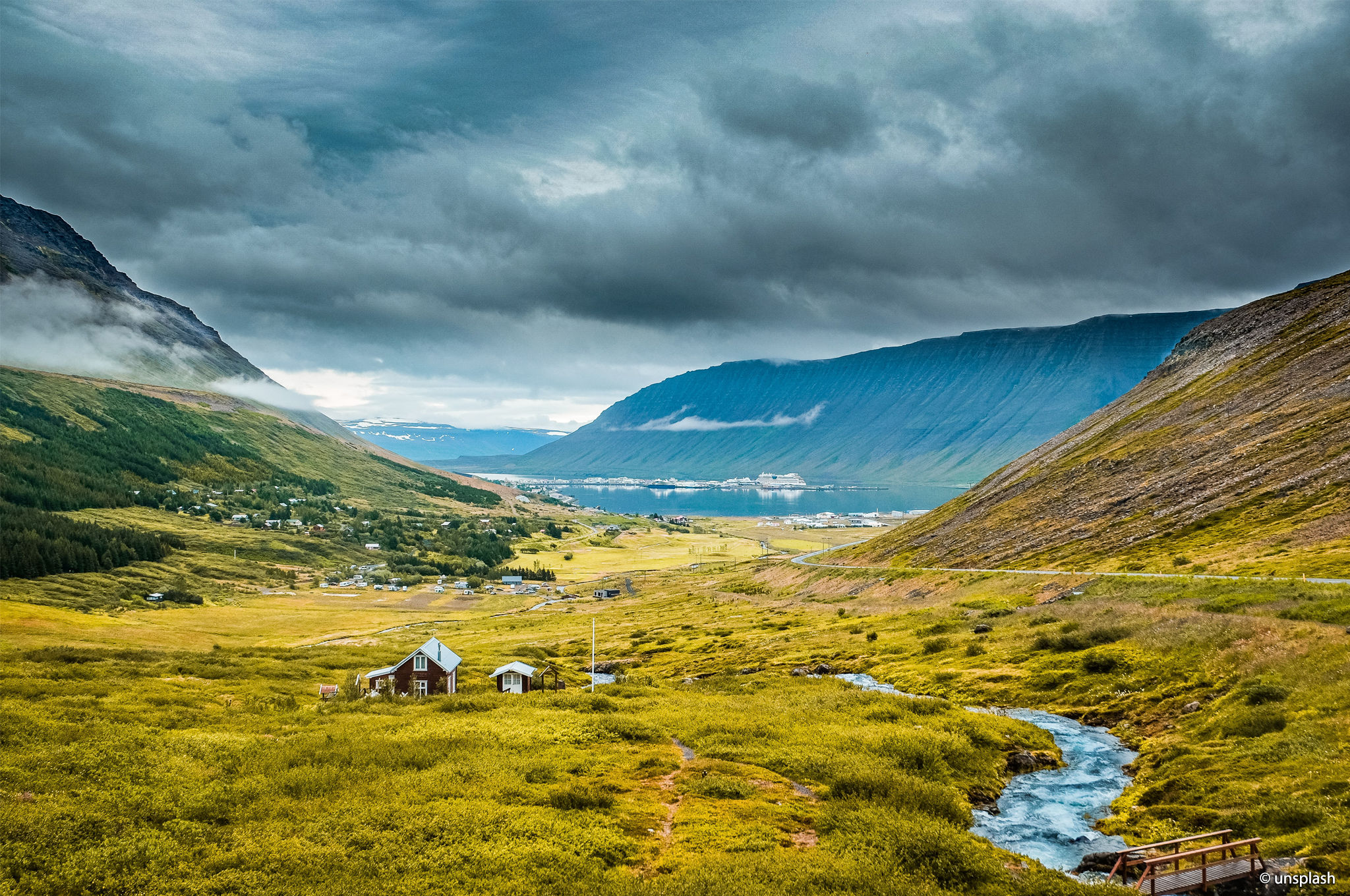 Isafjördur © unsplash