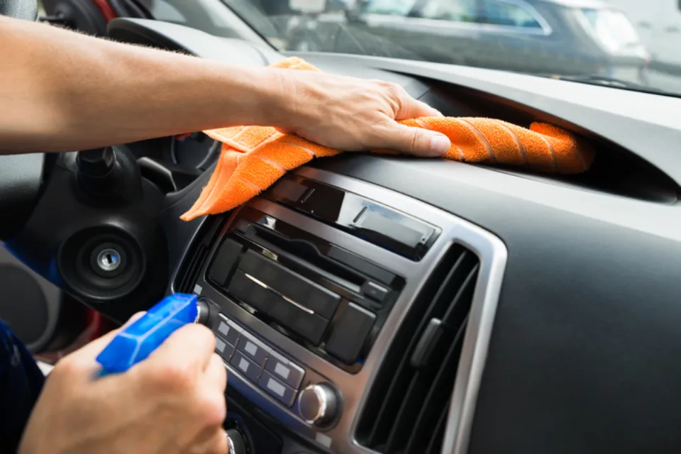 What is the best thing to clean car dashboard?