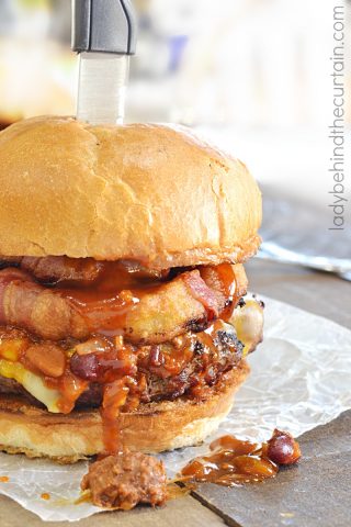 Loaded Chili Cheeseburgers