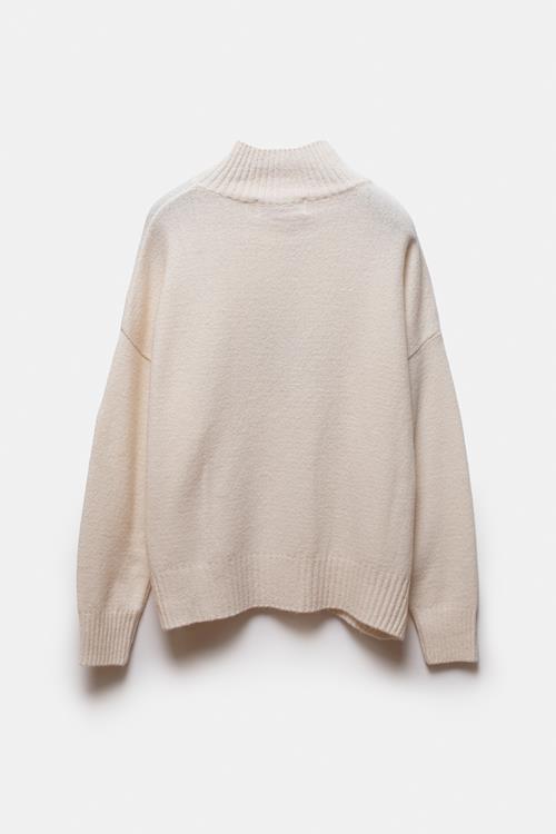 DEFNE OFF WHITE PULLOVER