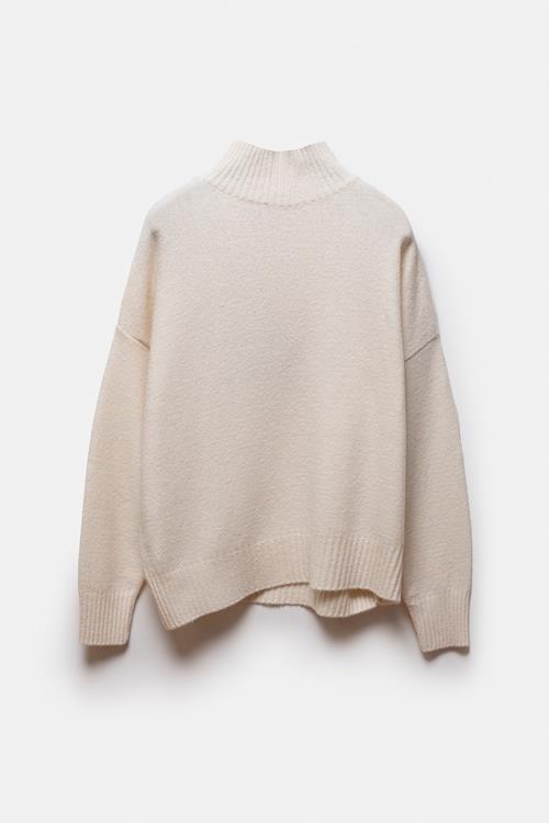 DEFNE OFF WHITE PULLOVER