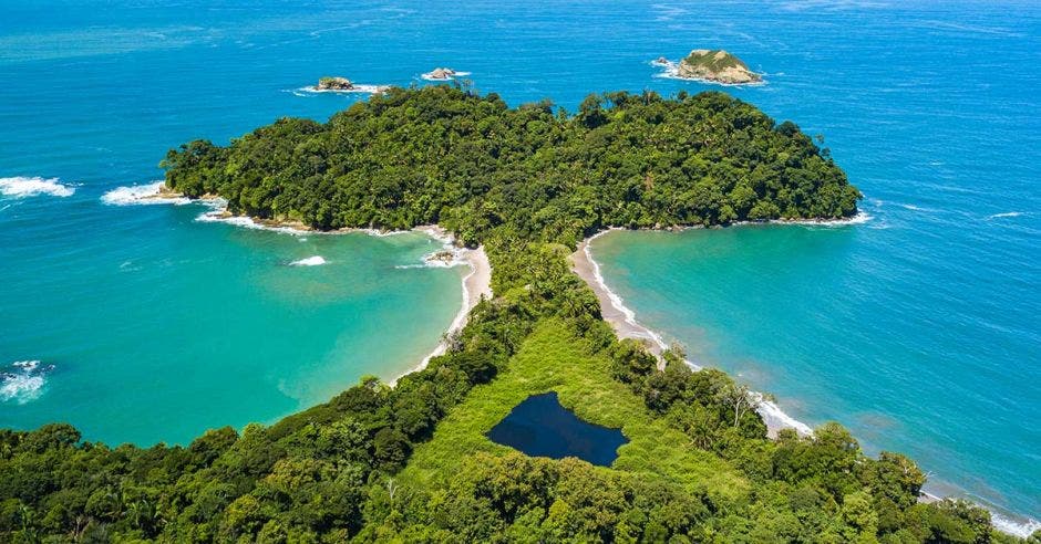 Playa de Manuel Antonio es una de las más hermosas del mundo, según ...