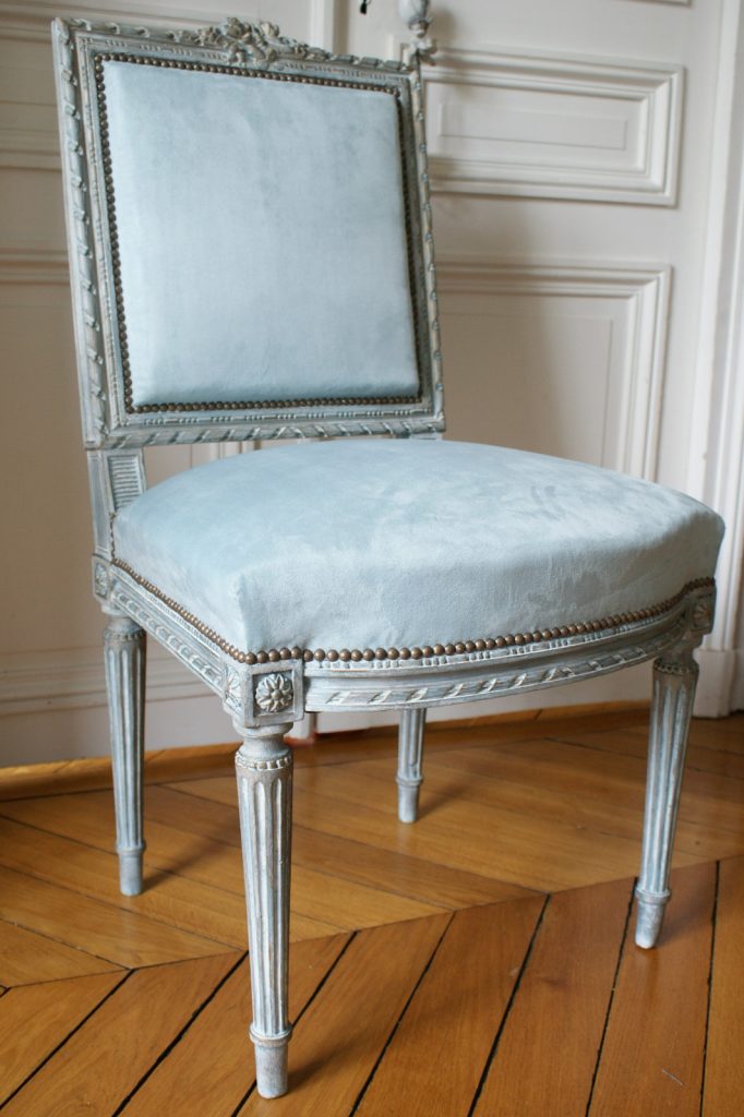 CHAISE STYLE LOUIS XVI