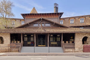 1905 El Tovar Hotel built by Fred Harvey as part of the Santa Fe Railroad System. Photo by Carol Highsmith.