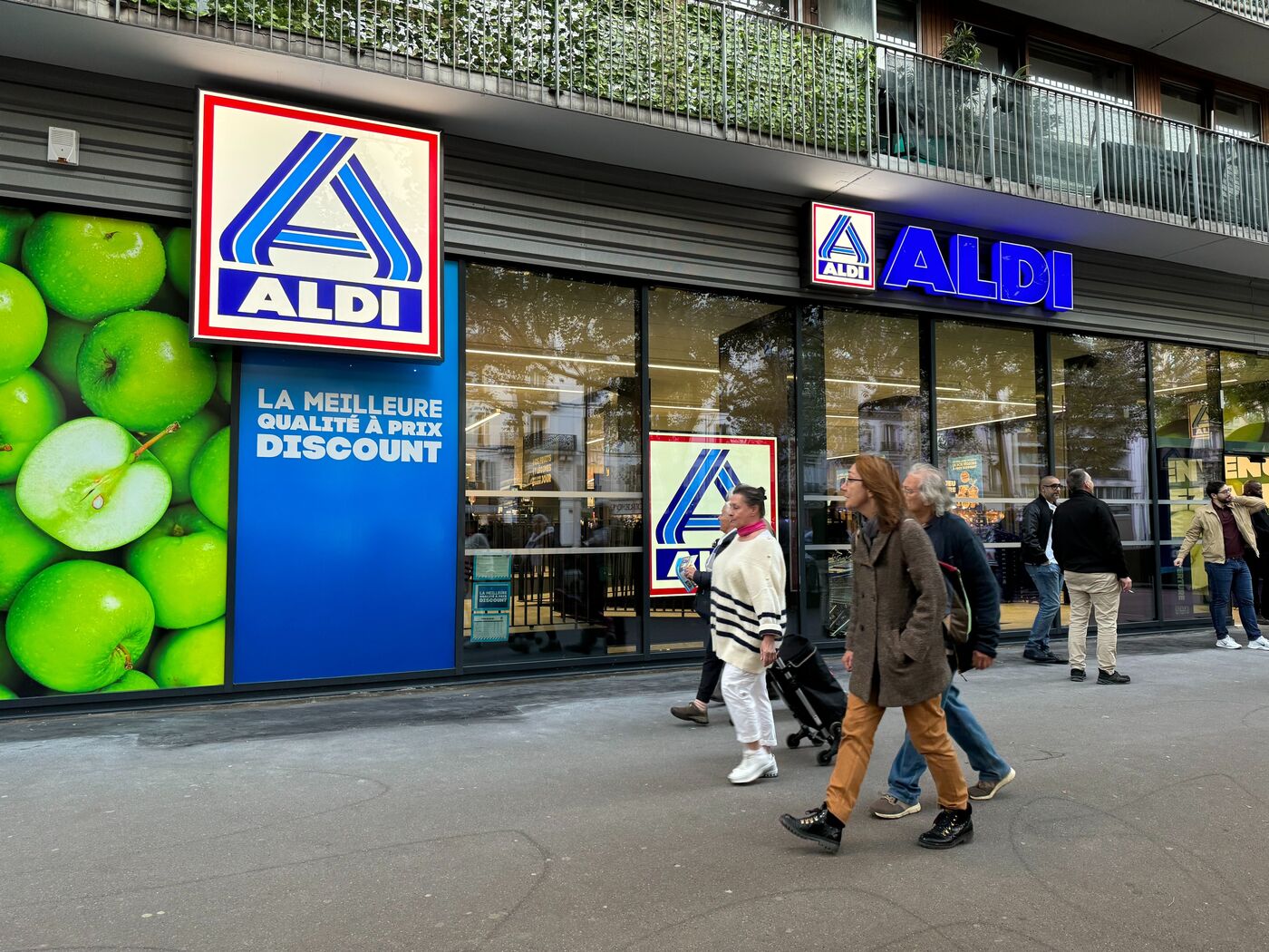 Avenue du Général-Leclerc (XIVe), le 22 octobre 2024. Le leader du discount Aldi a ouvert un nouveau magasin dans la capitale. LP/Paul Abran