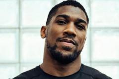 À Londres, chez lui, Anthony Joshua ne rêve plus que d'une chose : redevenir champion du monde des lourds. (Under Armour)