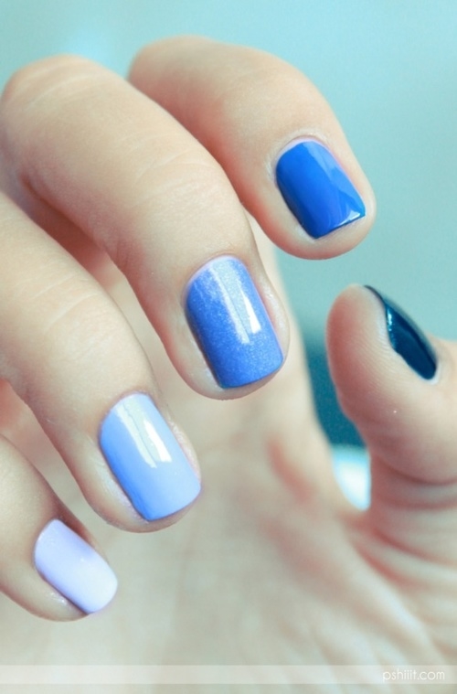 Different shades of blue nails