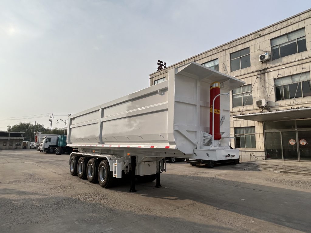 LUCKIN 4 Axle Rear Dump Tipper Semi Trailer With HYVA Hydraulic Lifiting Cylinder插图