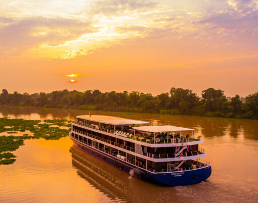 mekong cruise ship