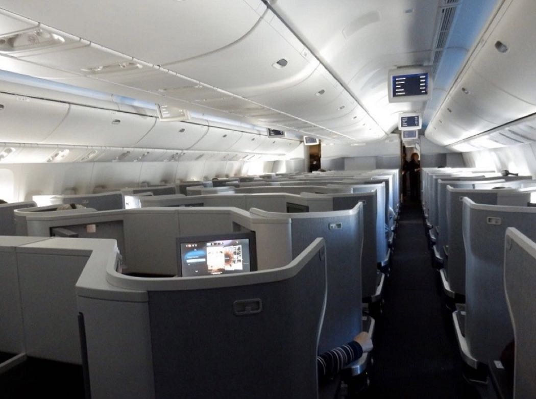 American Airlines B777-300ER Business Class Review – Reviews – Blog ...