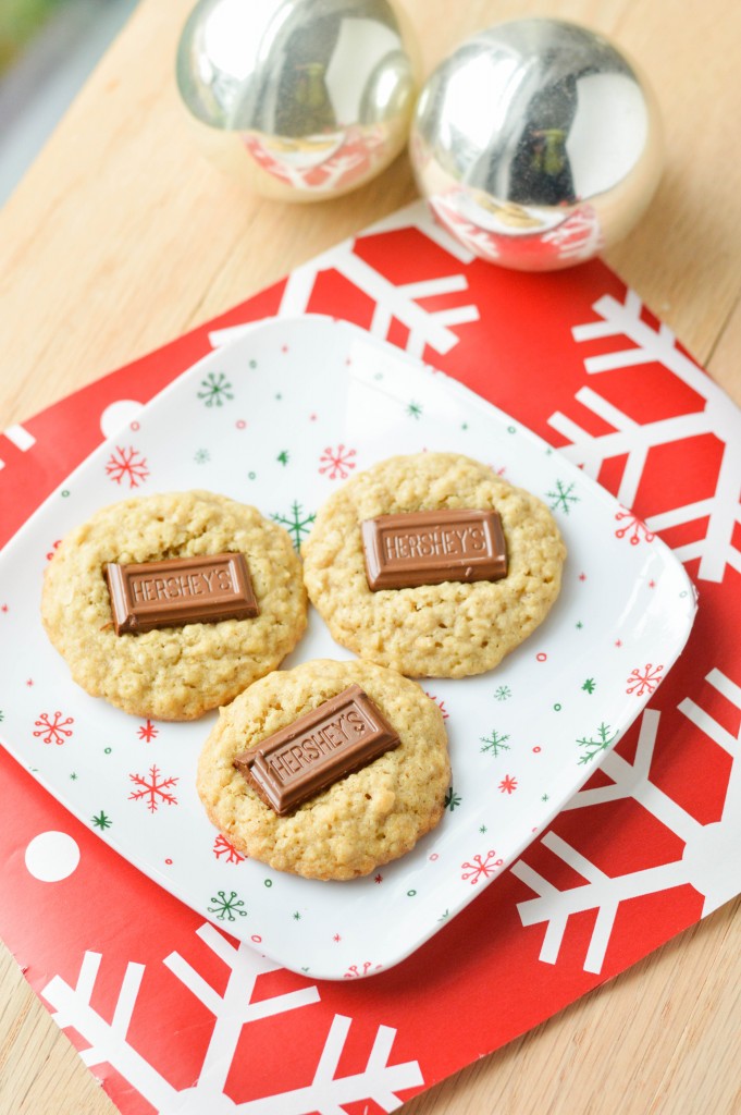 Hershey Bar Cookies {Macaroni and Cheesecake} 