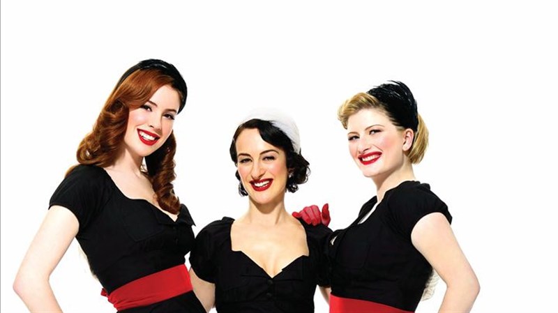 THE PUPPINI SISTERS HOLIDAY SONGS 1004