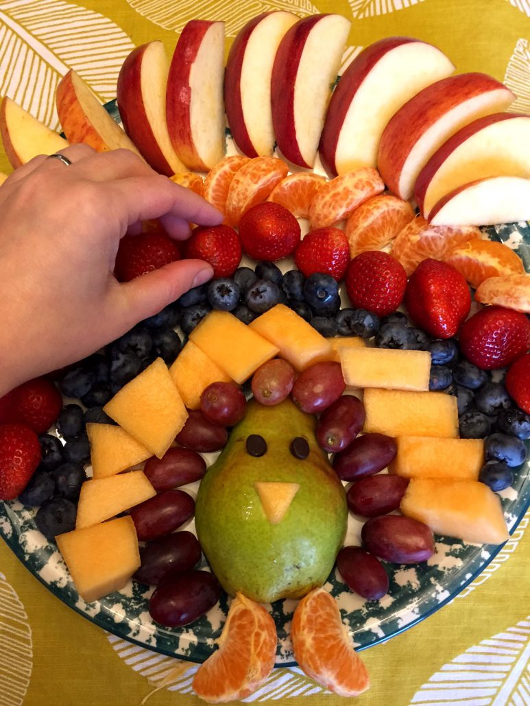 Thanksgiving Turkey Fruit Tray Appetizer