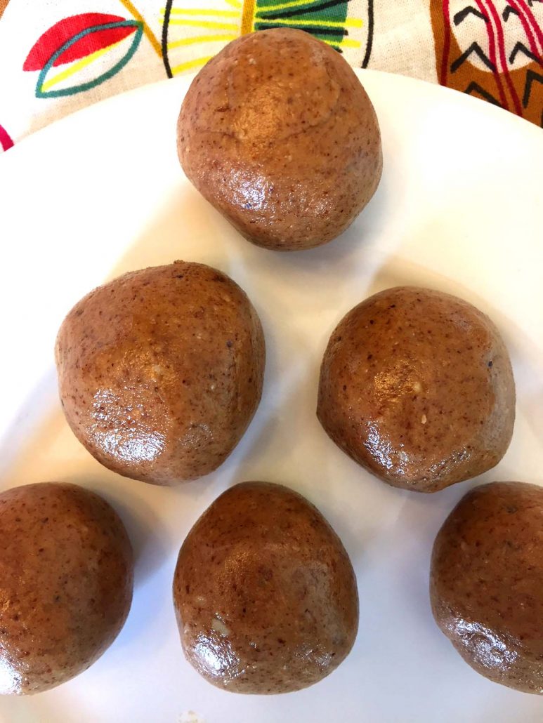 Almond Butter Snack Balls