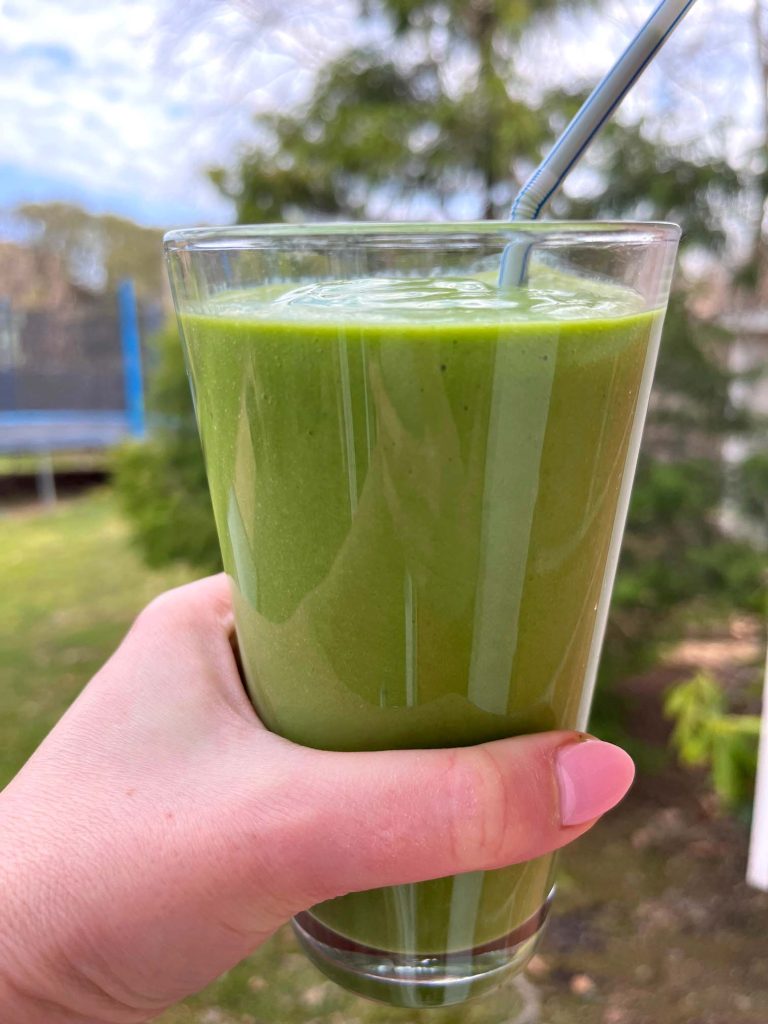 Mango Spinach Smoothie