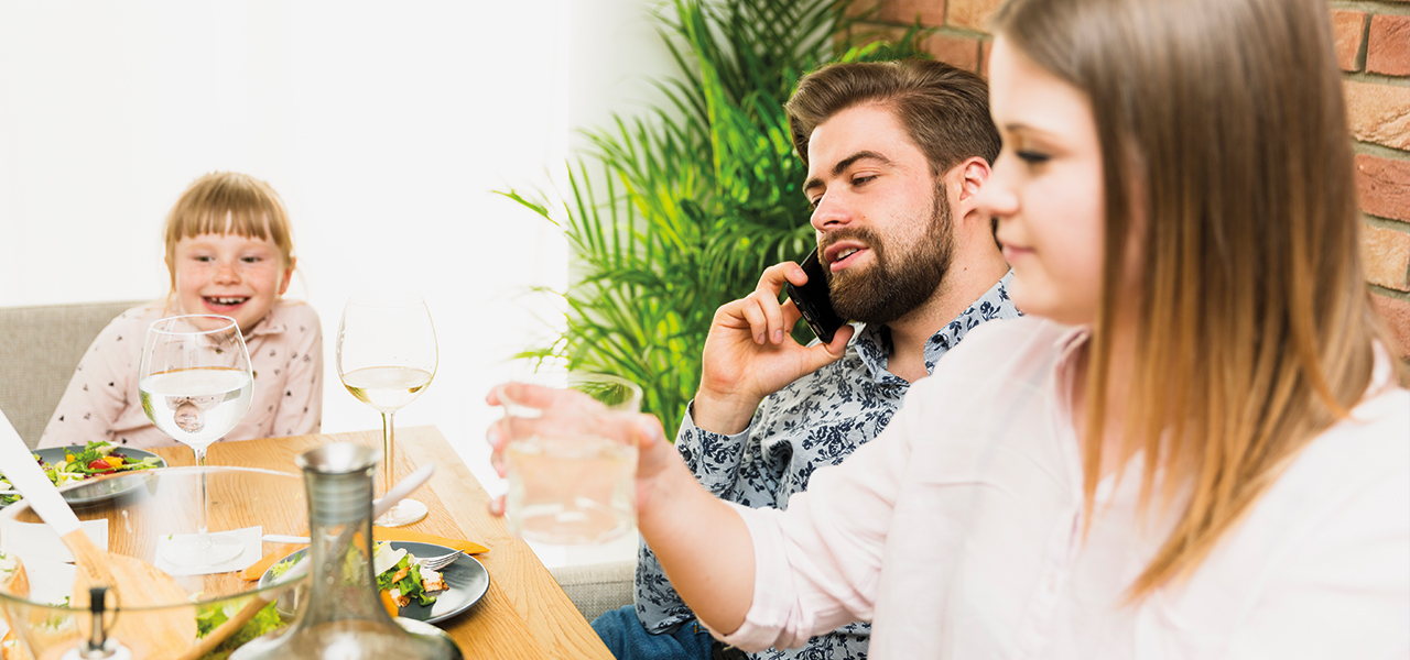 cant go with out checking-your mobile phone during dinner