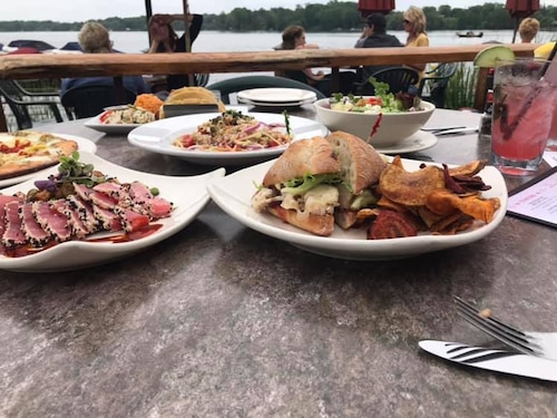 Michigan's Best Waterfront Restaurant: Week 1 itinerary