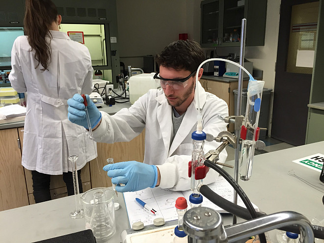 Students in Prof. Leri's Organic Chemistry II lab carry out a microscale hydroboration reaction.