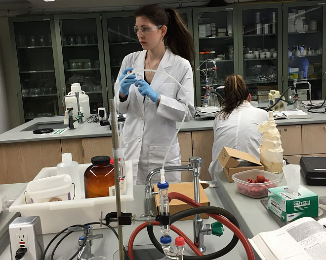 Students in Prof. Leri's Organic Chemistry II lab carry out a microscale hydroboration reaction.