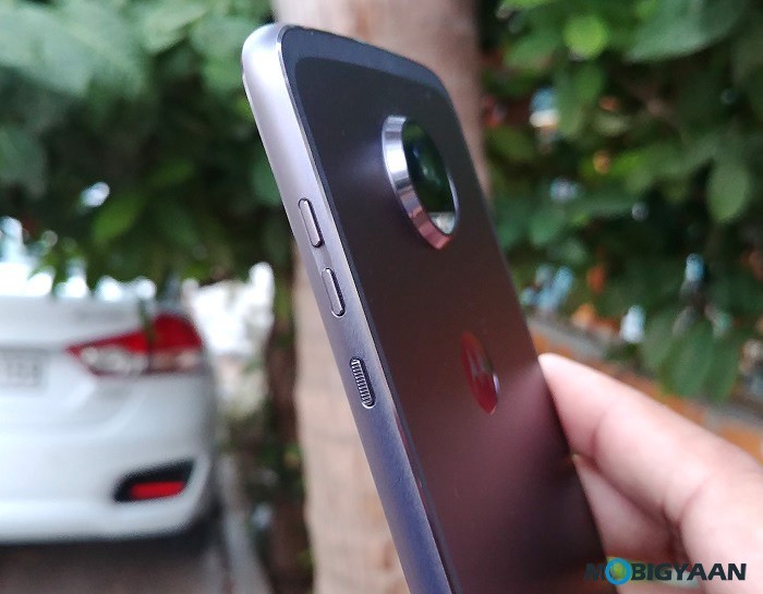 Motorola Moto Z2 Play Hands on Review Images 9