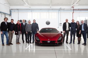 Alfa Romeo livre sa première édition limitée 33 Stradale