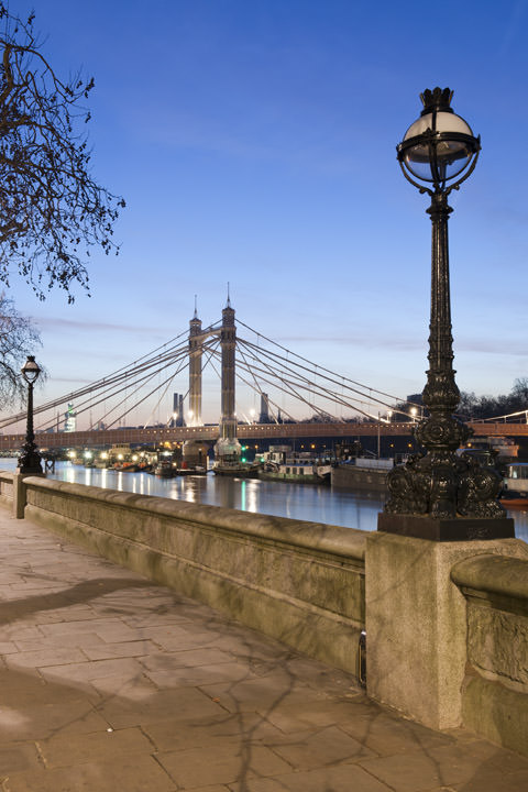 Albert Bridge viewed from Chelsea Embankment 