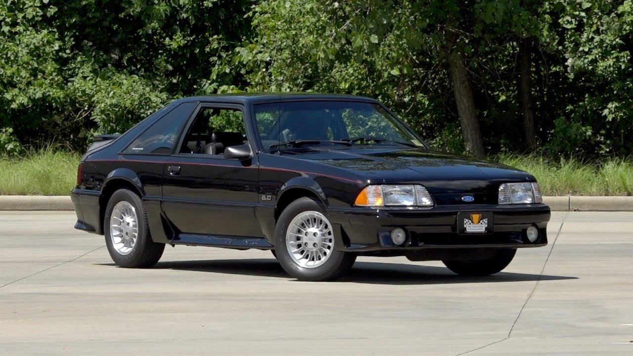 1990 Ford Mustang