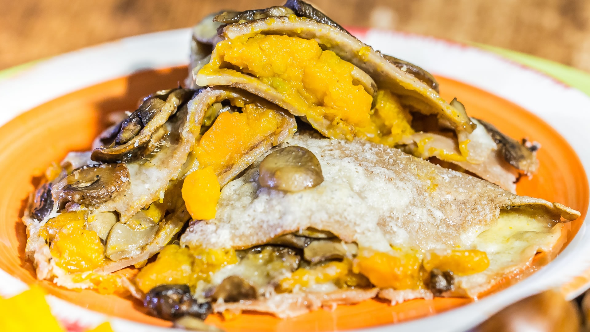 Crepes di Castagne con Zucca e Funghi - Senza Uova e Gluten Free