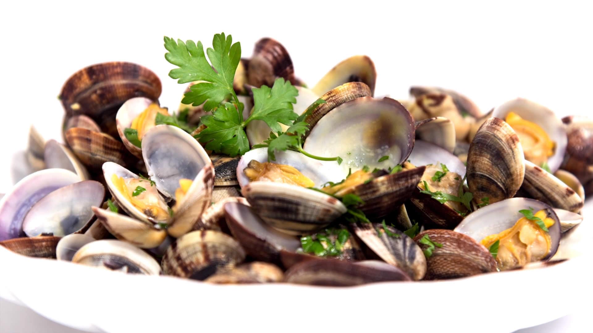 Pulire e Cuocere le Vongole – Vongole alla Pescatora