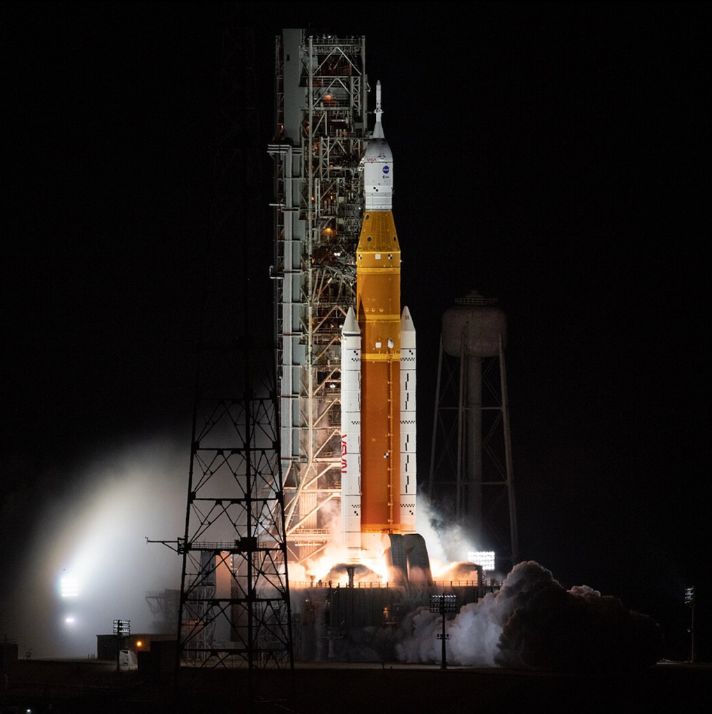 Photo of SLS on launchpad