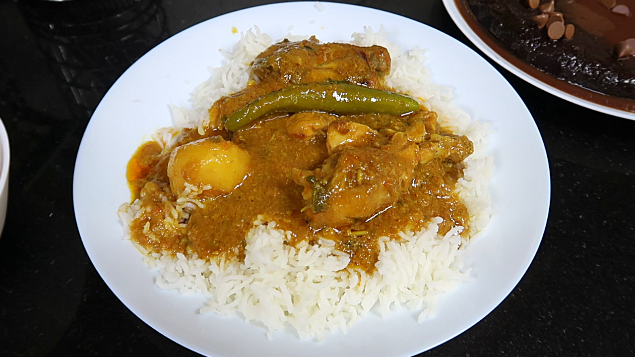 Aloo Chicken Curry