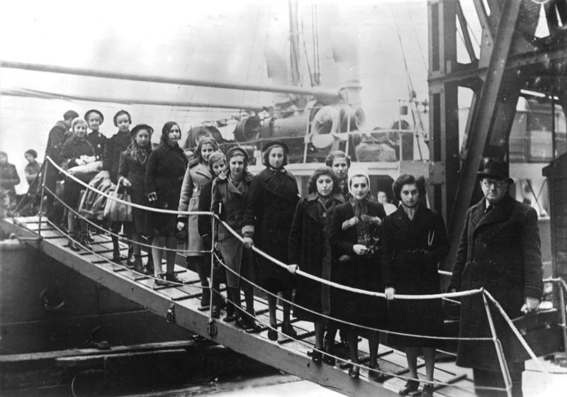 Seeking Refuge: International Refugee Policy and the Holocaust