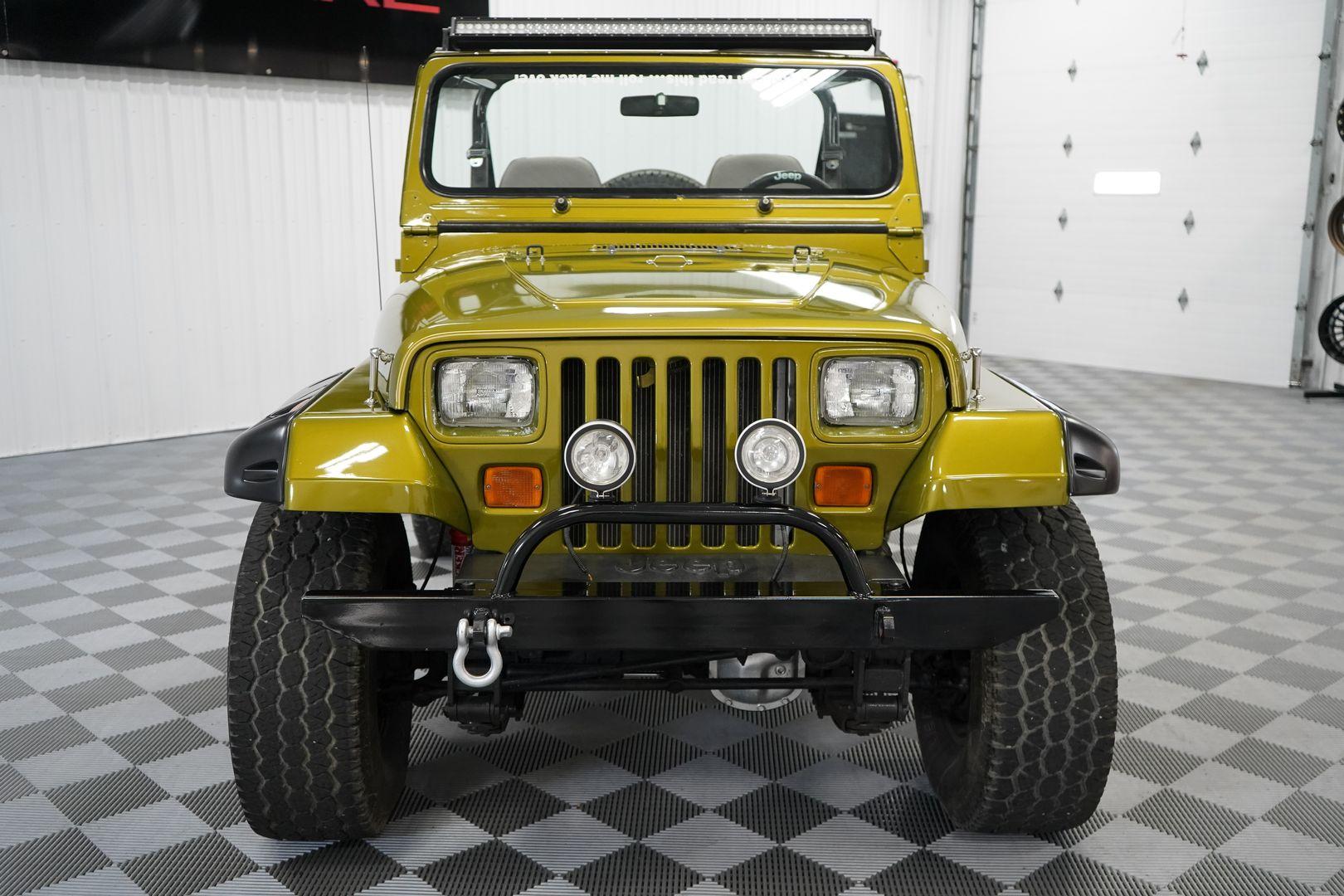 1989 Jeep Wrangler Base 2D SUV 4WD