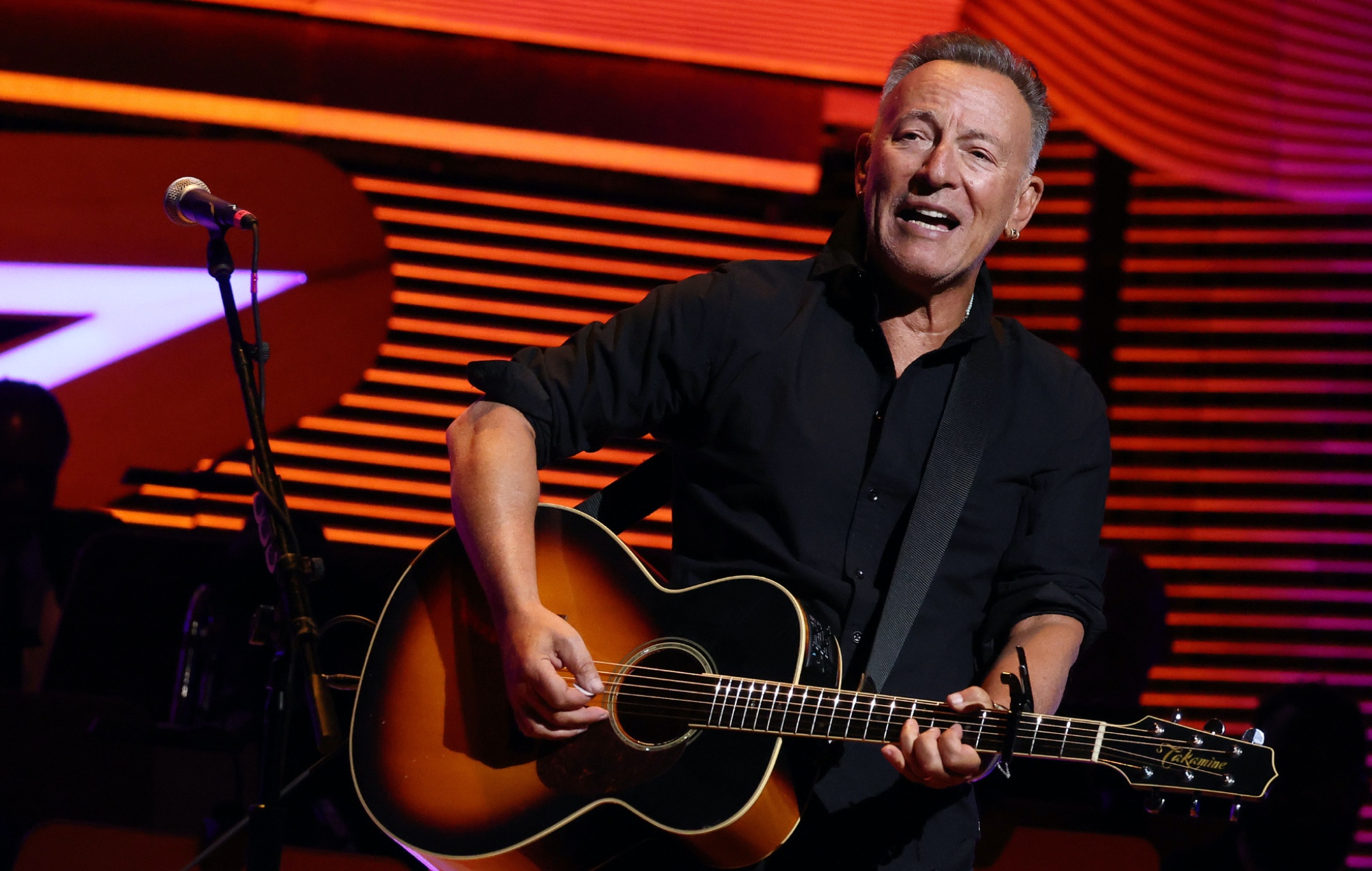 Bruce Springsteen announces new greatest hits album