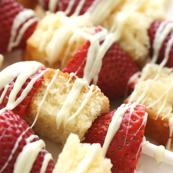 Strawberry Shortcake Shish Kabobs | Sweet Treats for Showers