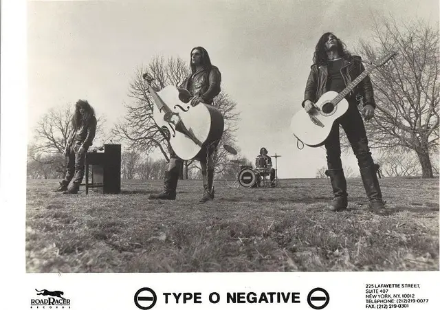 Peter Steele (Type O Negative) using the double bass