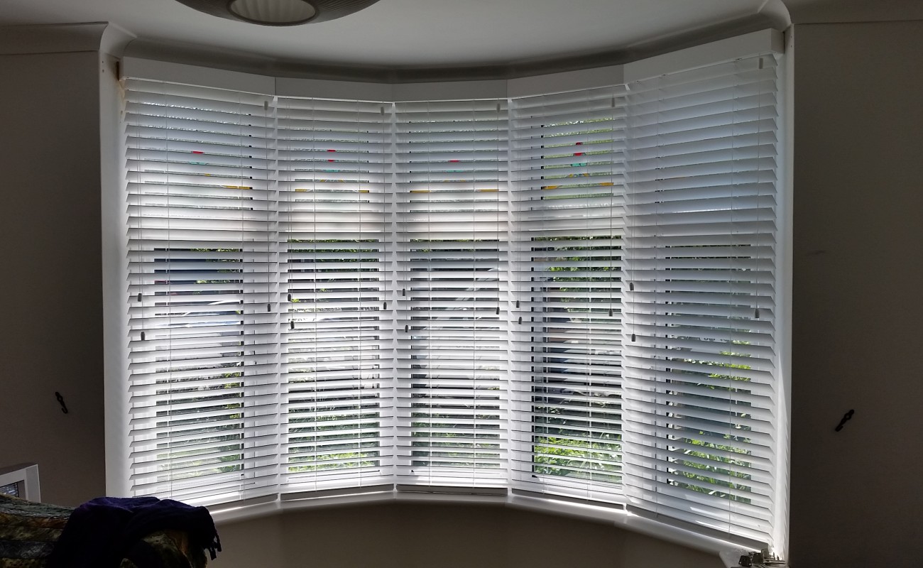 Bay Window Wooden Venetian Blinds