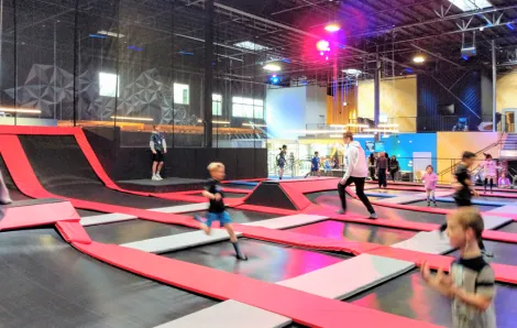 Vertex-trampoline-bellevue-redmond-eastside-indoor-play