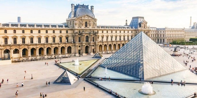 Courtyard of the Louvre featuring the pyramids