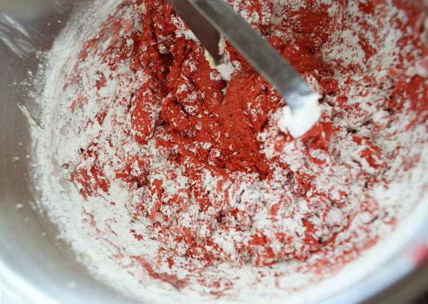 red-velvet-cupcakes-dry-more