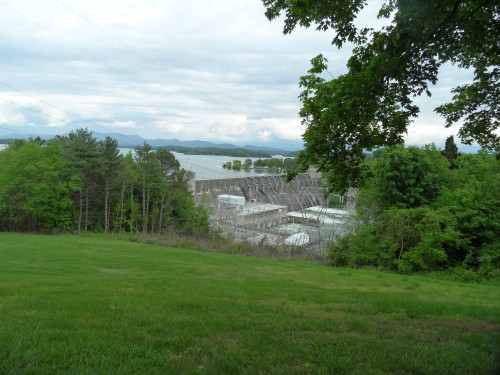 Dam on Douglas Lake