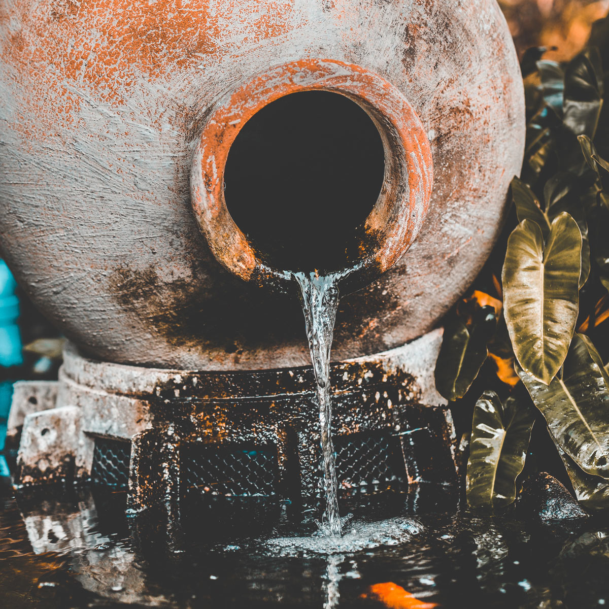 Water Feature Jug Urn