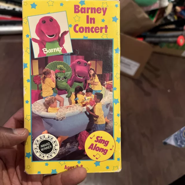 BARNEY - BARNEY in Concert (VHS, 1990) Sing Along Songs Video Tape EUR ...