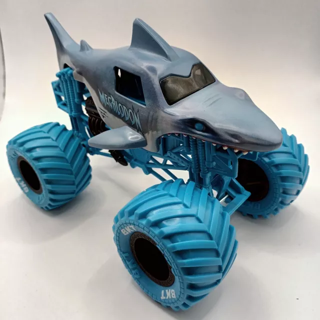 MONSTER JAM, OFFICIAL Megalodon Monster Truck, Collector Die-Cast ...