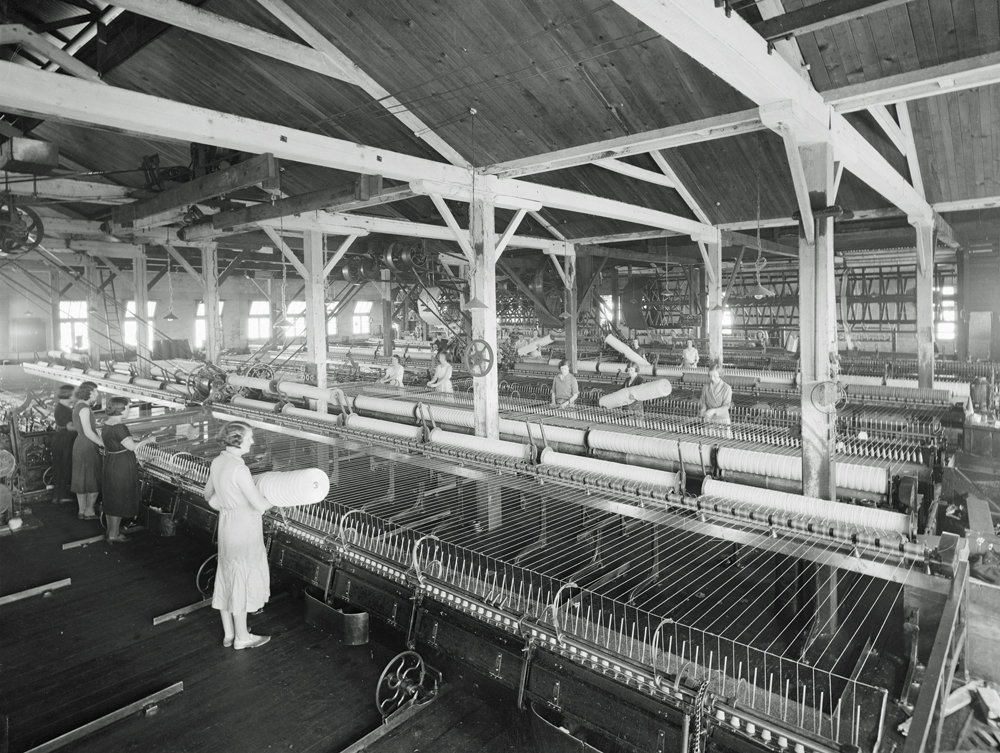 Workers at the spinning frames, Ipswich Woollen Mills, Joyce Street, East Ipswich, 1956