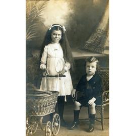 Ivy and Kenneth Edwin Marsh, Ipswich, 1912